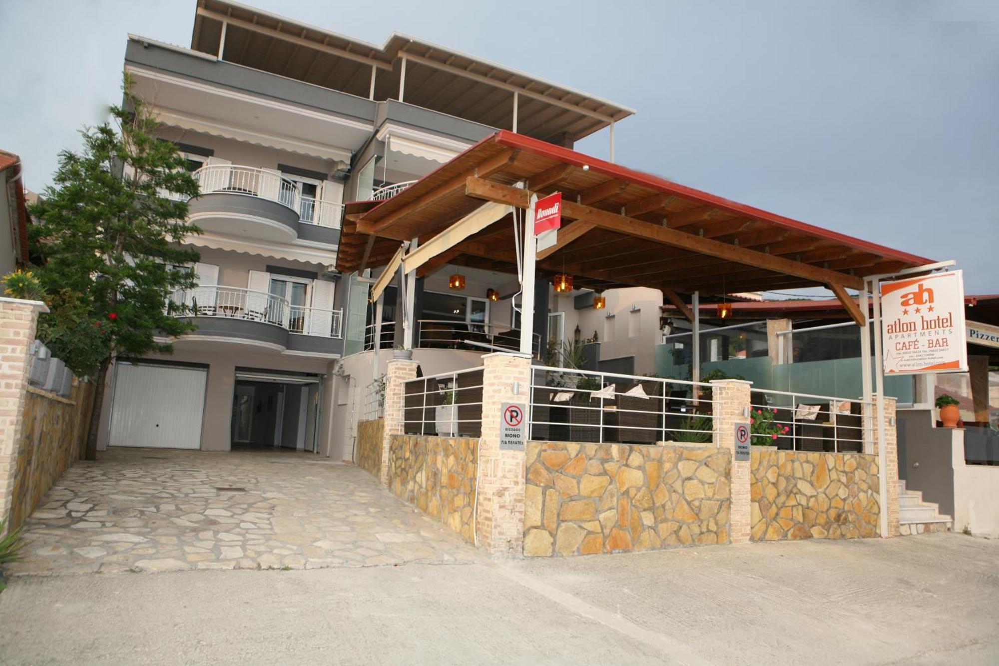 Atlon Hotel Paralia Vrachou Exterior foto